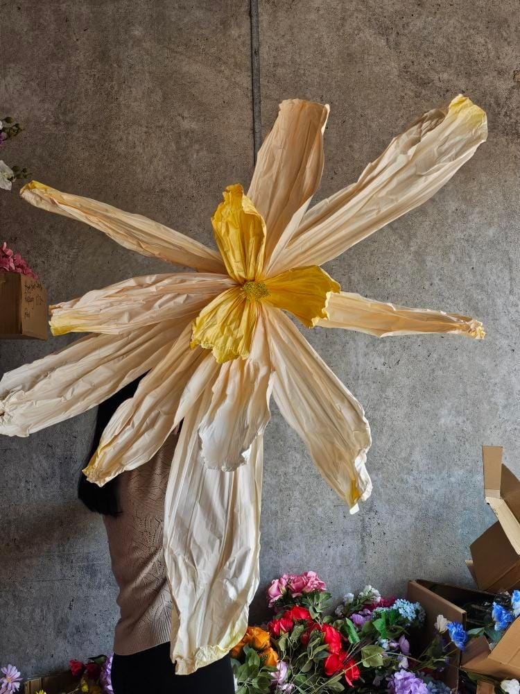 Giant Paper Flowers (3 sizes)